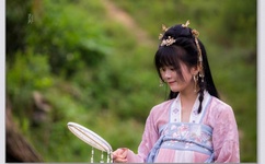 めがねしょうじょ少女